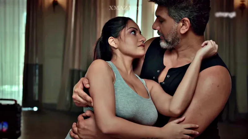 Watch Naa Tum Jaano Naa Hum Episode 2 Web Series